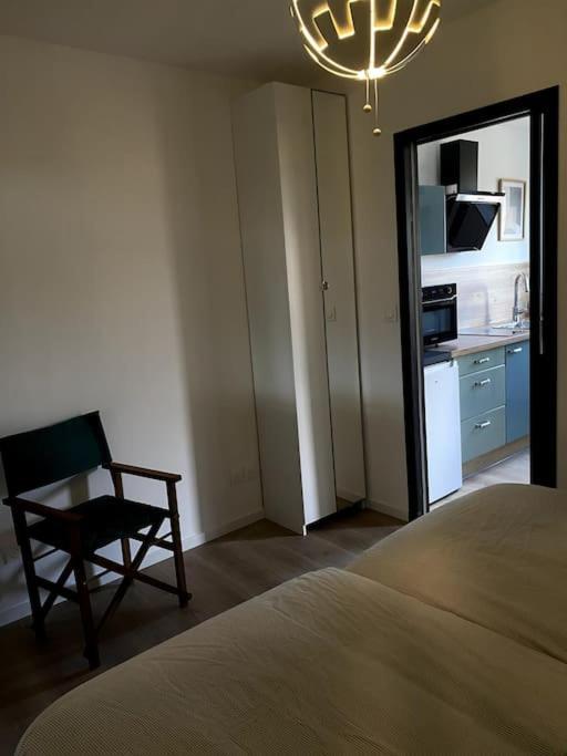 Entre Ville Et Campagne Appartement Cosy Avec Parking Et Terrasse Wood Coutiches Экстерьер фото